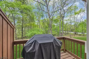 109 Bond St, Bridgewater, NJ 08807 - Photo 33