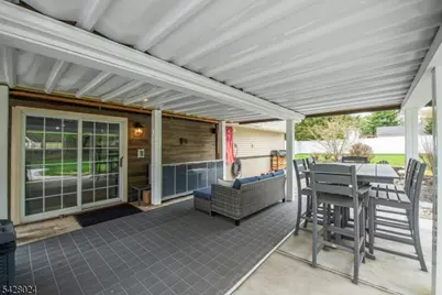 15 Windsor Dr, Jefferson Township, NJ 07438 - Photo 41