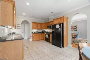 20 Greenbriar Ct, Boonton Town, NJ 07005 - Photo 11