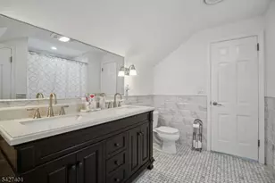 1008 Mary Allen Ln, Mountainside, NJ 07092 - Photo 23