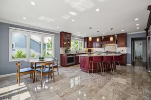 1008 Mary Allen Ln, Mountainside, NJ 07092 - Photo 7