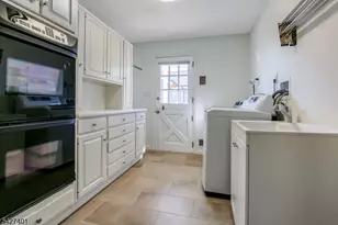 1008 Mary Allen Ln, Mountainside, NJ 07092 - Photo 9