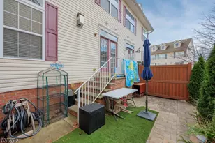 1427 Barnhardt Ln, Rahway, NJ 07065 - Photo 23