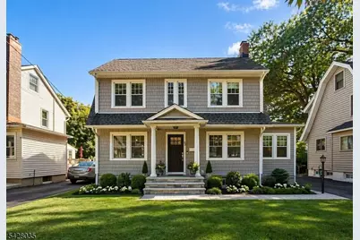 33 Raymond Ave, Nutley, NJ 07110 - Photo 1