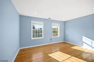 56 Burnet Hill Rd, Livingston, NJ 07039 - Photo 27