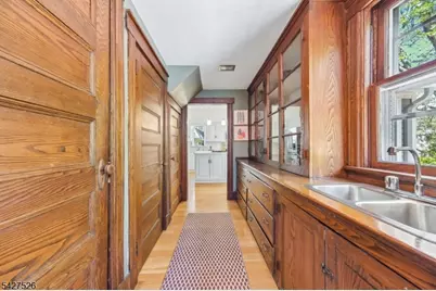 506 Linden Pl, Cranford Township, NJ 07016 - Photo 17