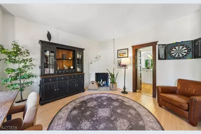 506 Linden Pl, Cranford Township, NJ 07016 - Photo 7