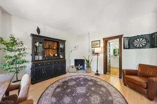 506 Linden Pl, Cranford Township, NJ 07016 - Photo 7