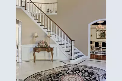 2 Chilton Rd, Chester, NJ 07930 - Photo 3