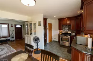 93 Brighton Rd, Clifton, NJ 07012 - Photo 9