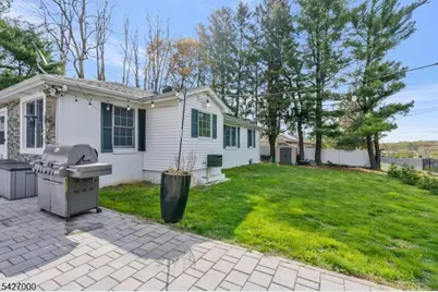 54 Academy Ln, Chester, NJ 07930 - Photo 21