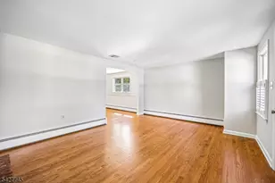 32 Center St, Bernardsville, NJ 07924 - Photo 5
