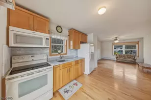 14 E Shore Dr, Hampton Township, NJ 07860 - Photo 25