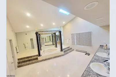 307 Center St, Englewood, NJ 07632 - Photo 21