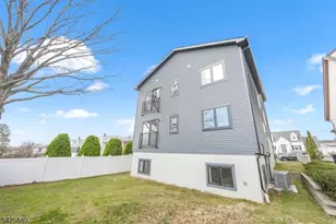 270 Lafayette Ave, Lyndhurst Township, NJ 07071 - Photo 31
