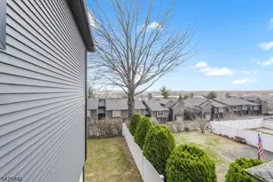 270 Lafayette Ave, Lyndhurst Township, NJ 07071 - Photo 27