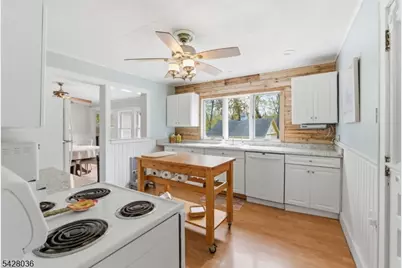 113 E Shore Culver Rd, Frankford Township, NJ 07826 - Photo 13