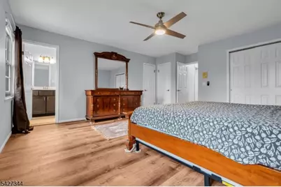 27 Manor Dr, Hillsborough Township, NJ 08844 - Photo 17