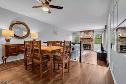 27 Manor Dr, Hillsborough Township, NJ 08844 - Photo 5