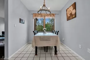 27 Manor Dr, Hillsborough Township, NJ 08844 - Photo 11