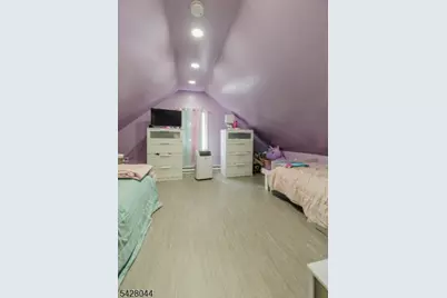 627 Van Buren Ave, Linden, NJ 07036 - Photo 23