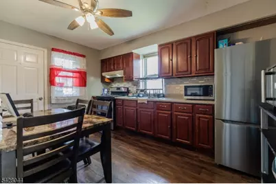 627 Van Buren Ave, Linden, NJ 07036 - Photo 15