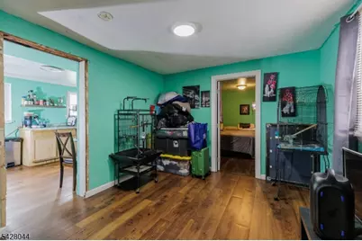 627 Van Buren Ave, Linden, NJ 07036 - Photo 29
