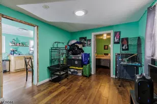 627 Van Buren Ave, Linden, NJ 07036 - Photo 29