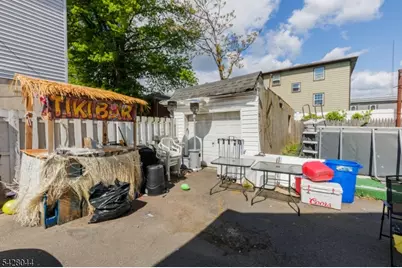 627 Van Buren Ave, Linden, NJ 07036 - Photo 7