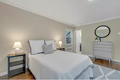 46 Chestnut Hill Pl, Glen Ridge, NJ 07028 - Photo 17