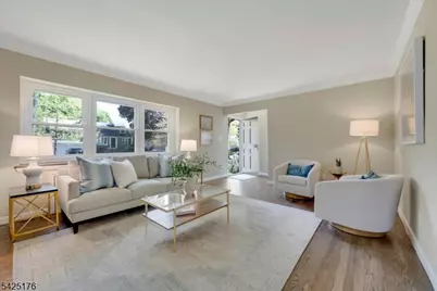 46 Chestnut Hill Pl, Glen Ridge, NJ 07028 - Photo 3