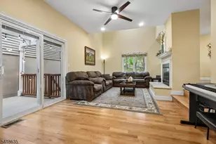 62 Blackburne Ter, West Orange Township, NJ 07052 - Photo 5