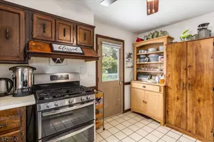 20 Donald Ave, Passaic, NJ 07055 - Photo 7