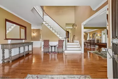 1 Jordan Ct, Washington Township, NJ 07853 - Photo 5