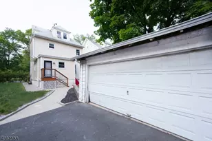 51 Cedar Ave, Montclair, NJ 07042 - Photo 27