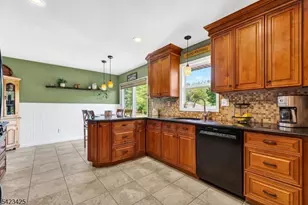 319 New Amwell Rd, Hillsborough Township, NJ 08844 - Photo 9