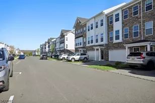 26 Colgate Dr, Morris Township, NJ 07960 - Photo 29