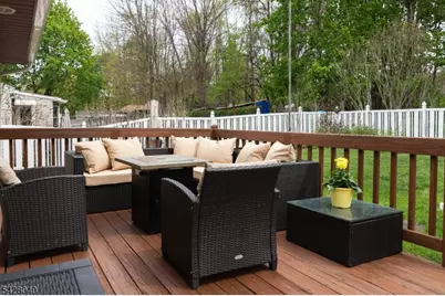 27 E Shore Trl, Hardyston Township, NJ 07460 - Photo 23