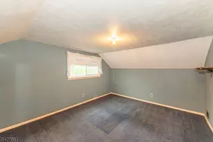 16 E Circuit Dr, Roxbury Township, NJ 07876 - Photo 23