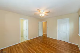 16 E Circuit Dr, Roxbury Township, NJ 07876 - Photo 19