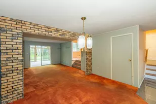 16 E Circuit Dr, Roxbury Township, NJ 07876 - Photo 11