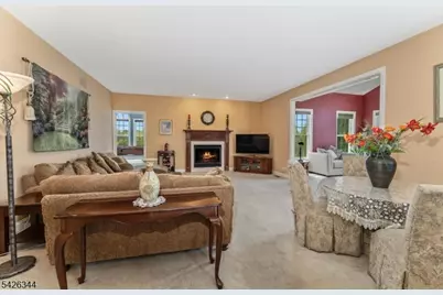 22 Patrick Henry Pl, Raritan Township, NJ 08551 - Photo 11