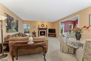 22 Patrick Henry Pl, Raritan Township, NJ 08551 - Photo 11
