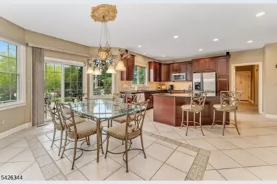 22 Patrick Henry Pl, Raritan Township, NJ 08551 - Photo 7