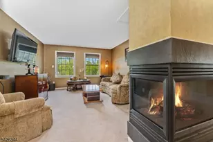 22 Patrick Henry Pl, Raritan Township, NJ 08551 - Photo 19
