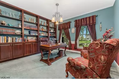 22 Patrick Henry Pl, Raritan Township, NJ 08551 - Photo 17