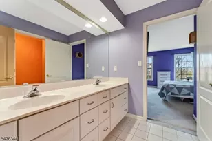 22 Patrick Henry Pl, Raritan Township, NJ 08551 - Photo 25