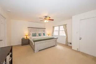 1092 Robin Rd, Hillsborough Township, NJ 08844 - Photo 23