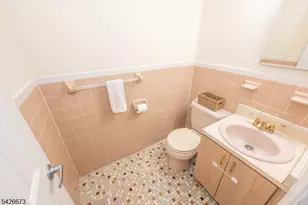 1092 Robin Rd, Hillsborough Township, NJ 08844 - Photo 27