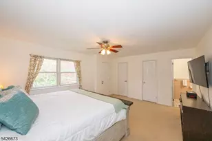 1092 Robin Rd, Hillsborough Township, NJ 08844 - Photo 25